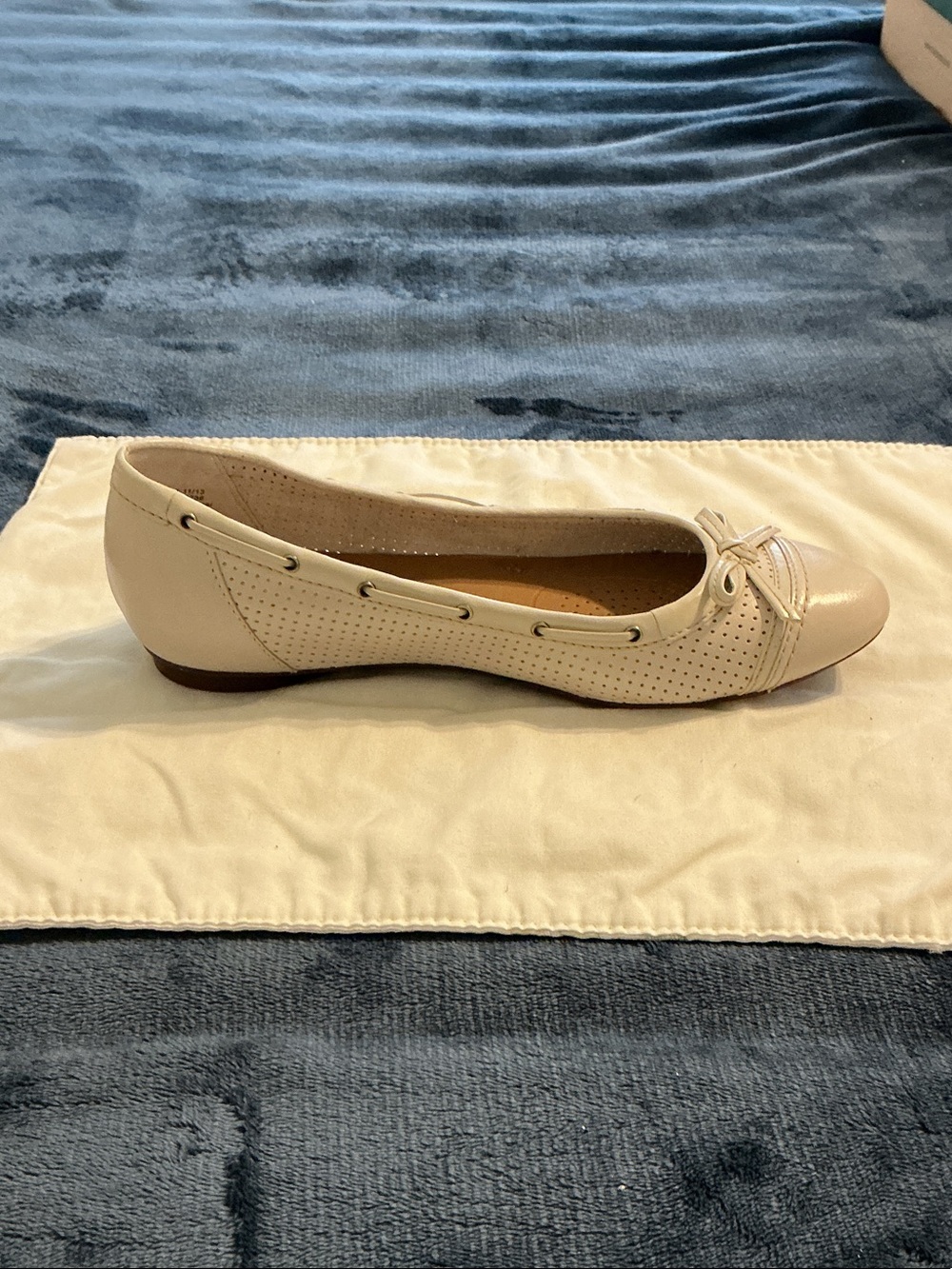 Off-White Perforated Cream Ballet Flat with Bow Trim